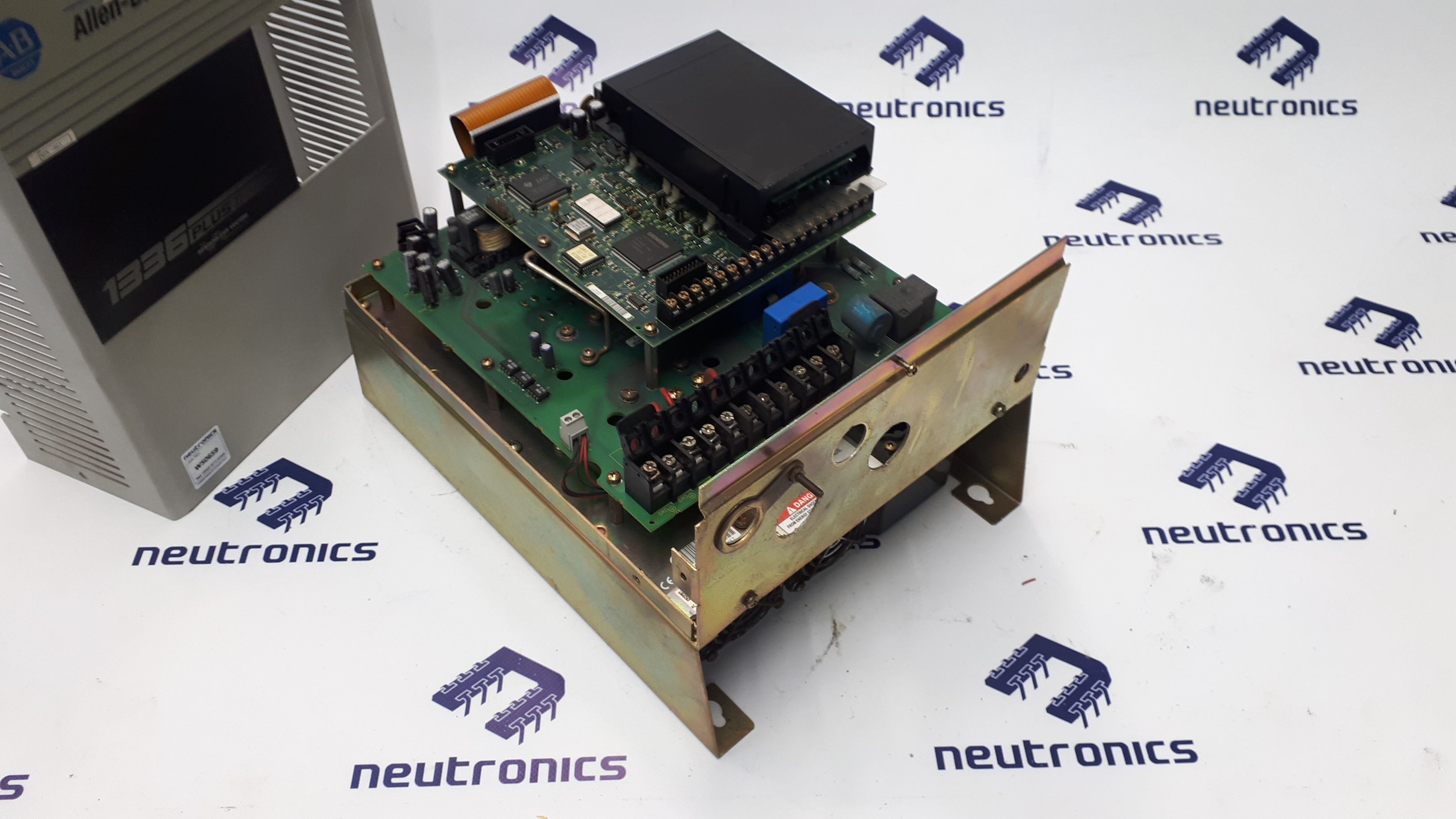Allen-Bradley 1336F-BRF75-AE-EN 1336 Plus II 5kW 7.5HP 460V inverter