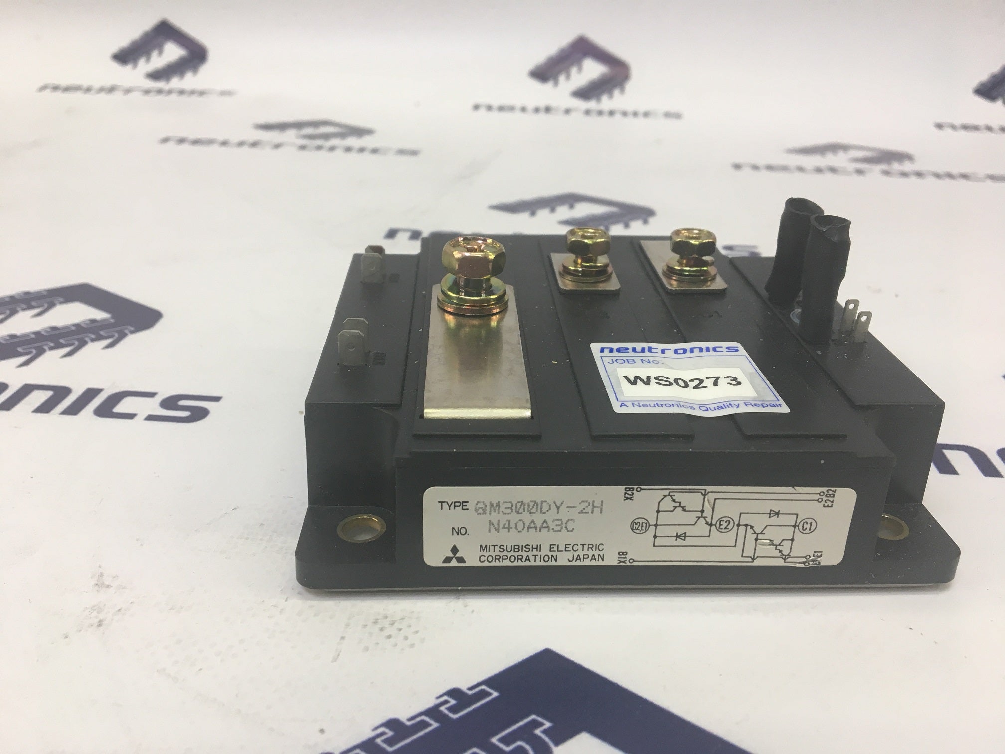 Mitsubishi QM300DY-2H Block