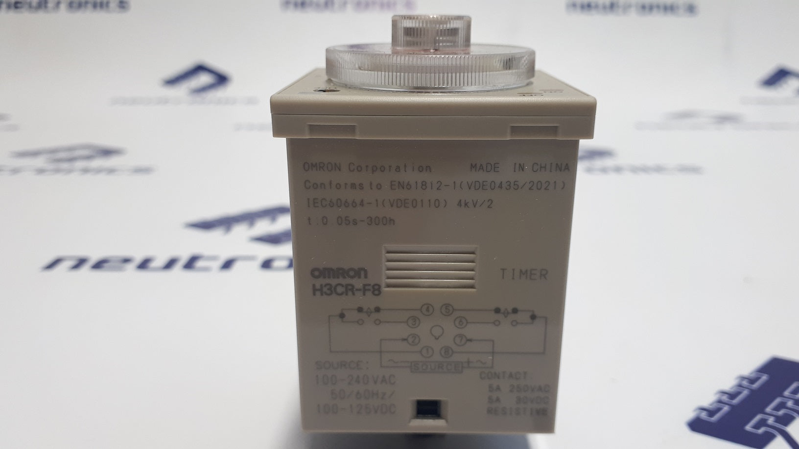 Omron H3CR-F8 Timer