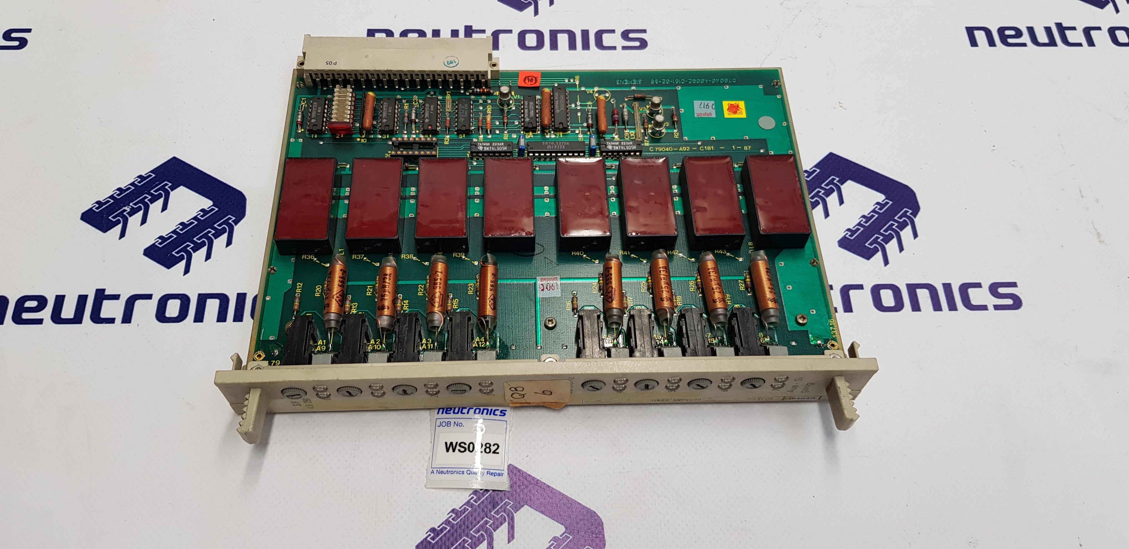 Siemens 6ES5 455-6AA11 O/P Board DC