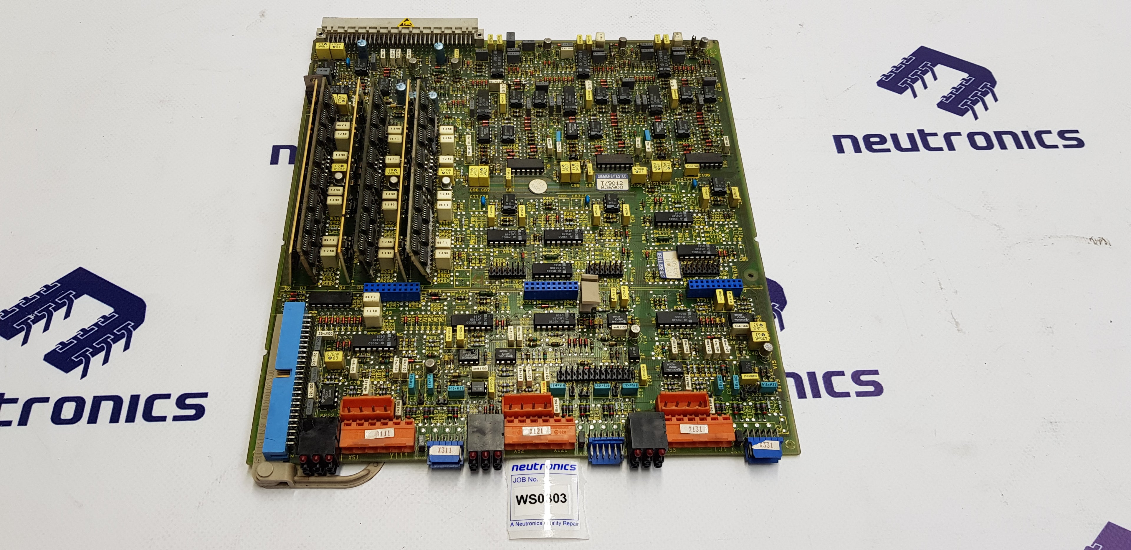 Siemens 6SC6100-0NA21 3 Channel Control Card