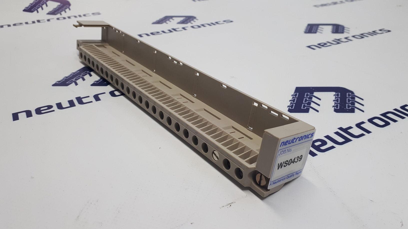 Siemens 1NEZ 811 0200 Terminal Strip