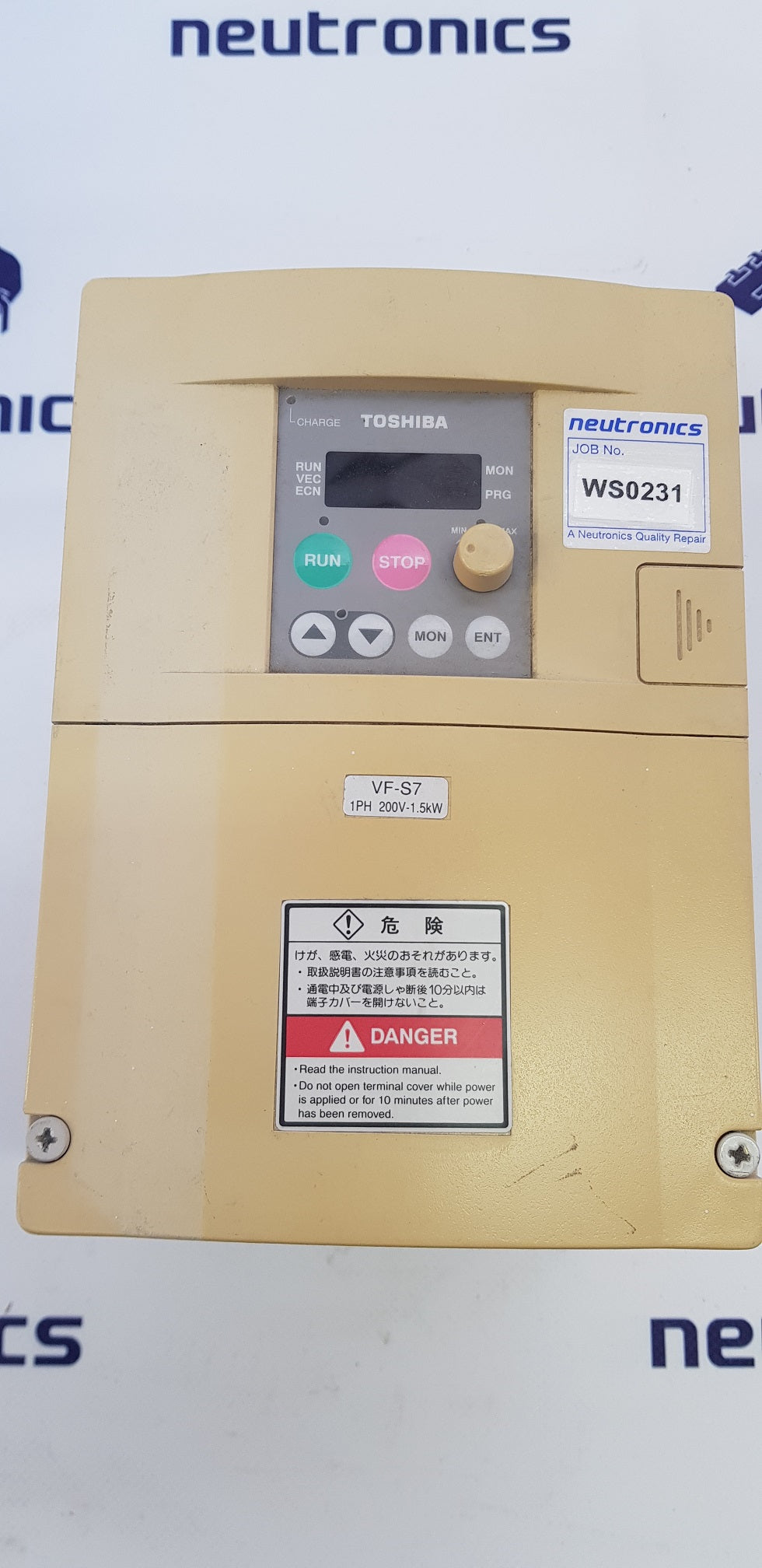 Toshiba VFS7S-2015P-C1 Inverter